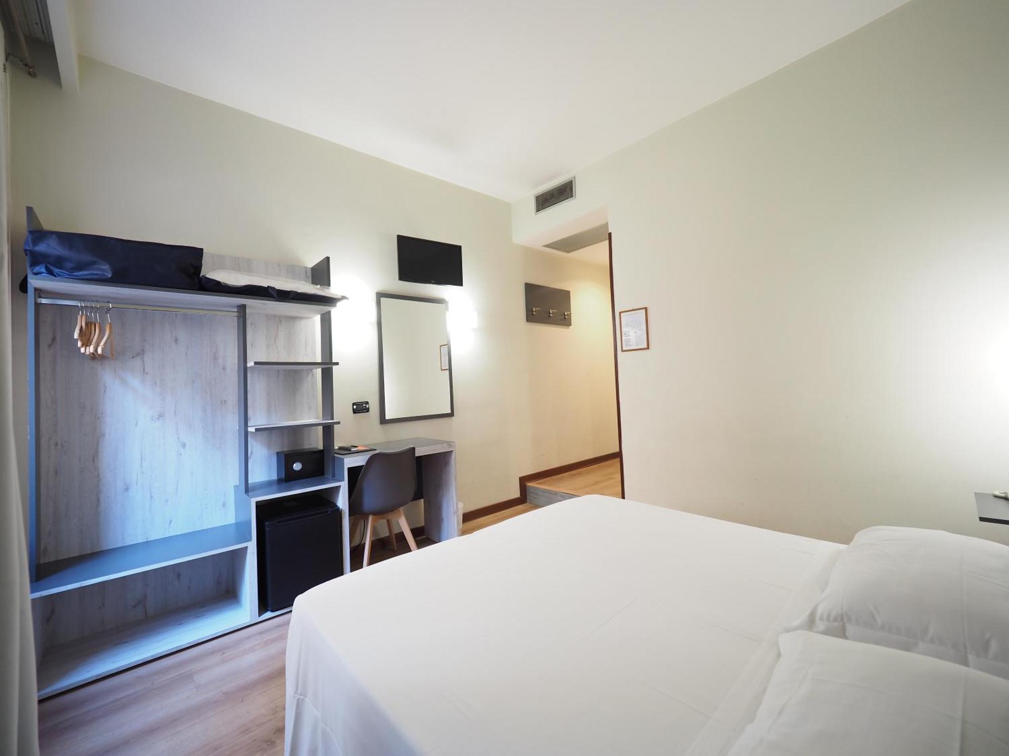 Hotel Osimar Roma Esterno foto